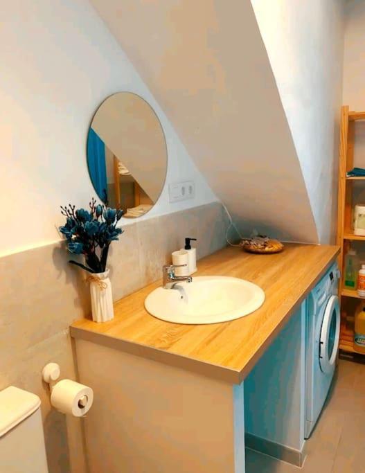 Apartamento En La Playa Las Arenas +Wifi+Ac Valência Exterior foto