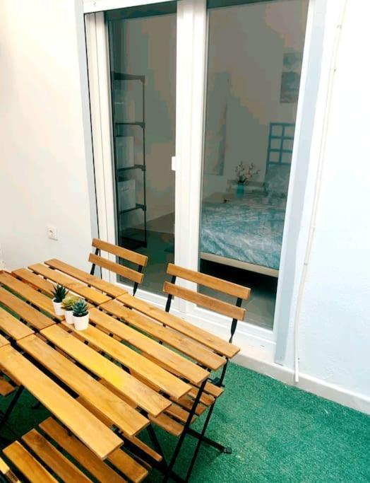 Apartamento En La Playa Las Arenas +Wifi+Ac Valência Exterior foto